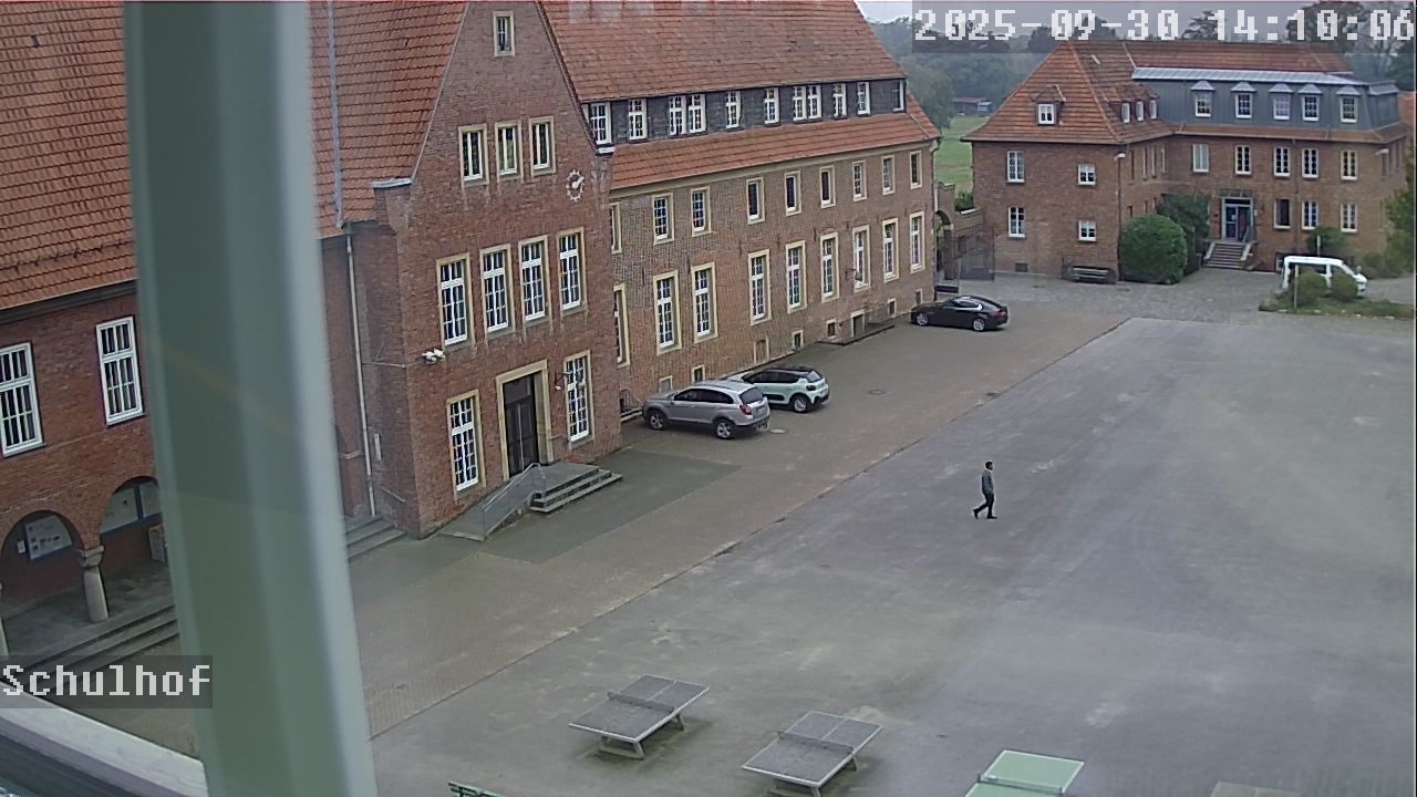 Webcam Schulhof 14:10