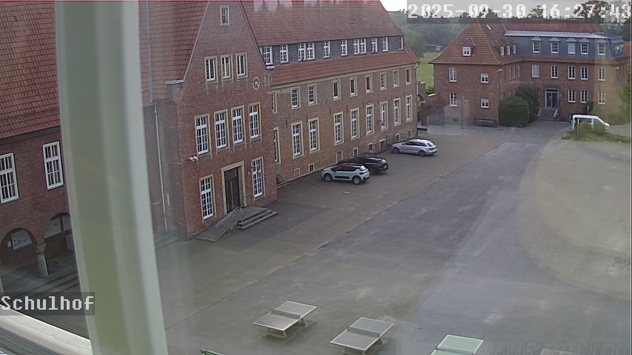 Webcam Schulhof 16:27